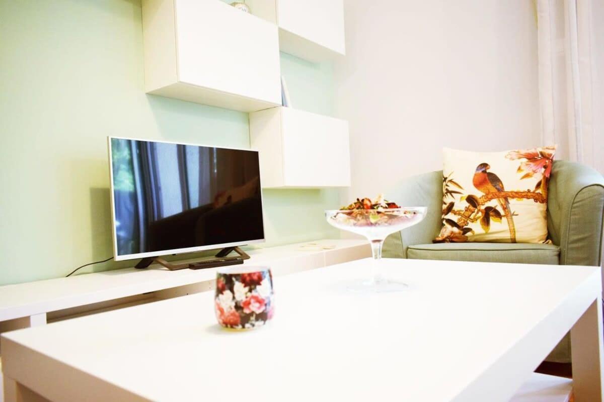 Stylish Apt In The Historic Heart Of The City Athen Eksteriør billede