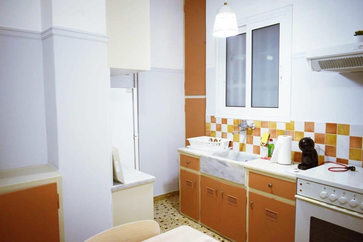 Stylish Apt In The Historic Heart Of The City Athen Eksteriør billede