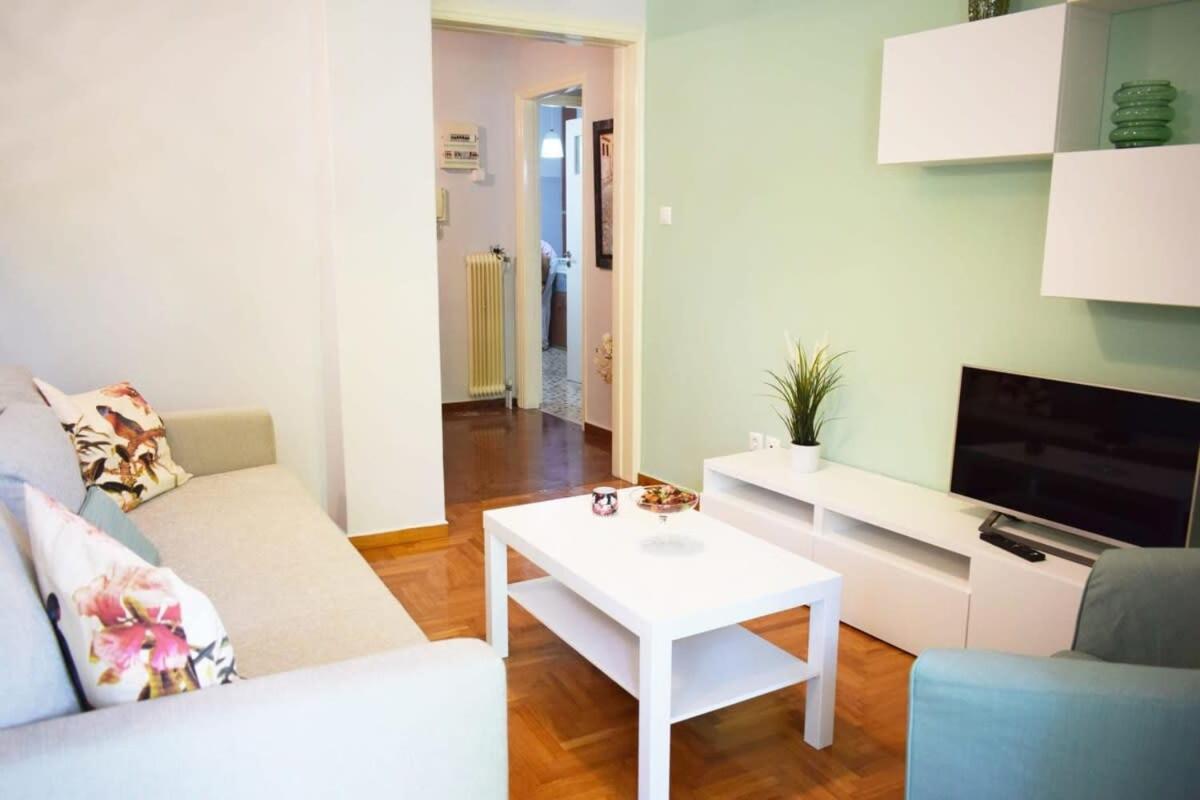 Stylish Apt In The Historic Heart Of The City Athen Eksteriør billede